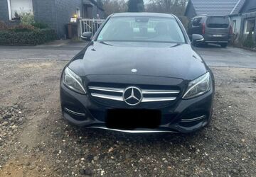 Mercedes-Benz C 250 142.413 km 16.999 &euro; Essen 45145