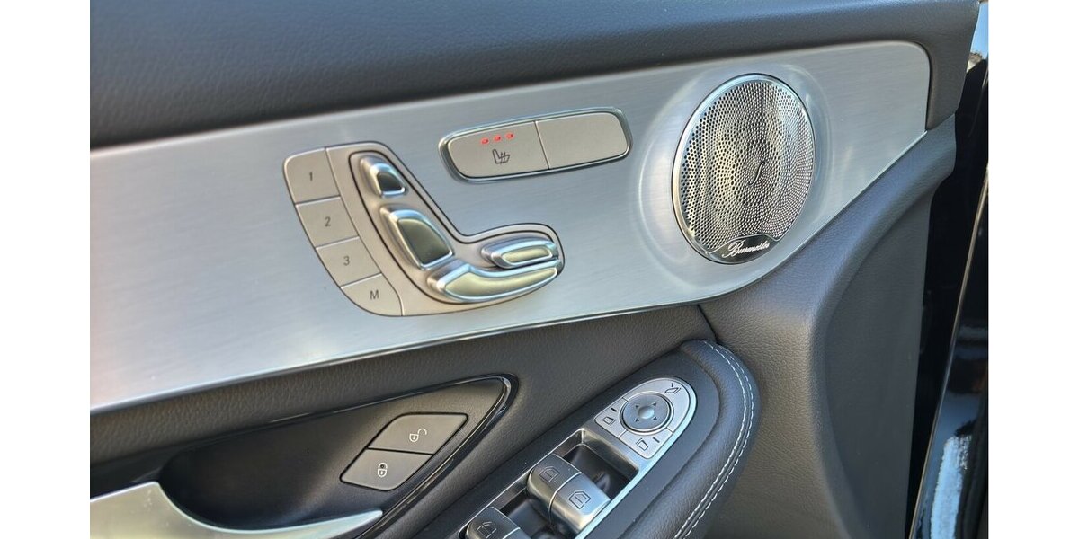 Mercedes-Benz GLC 300 e 4M AMG Leder Burm Pano MBUX Kamera 107.149 km 22.700 &euro; Wuppertal 42327