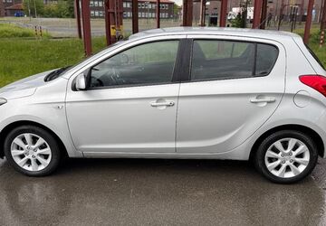 Hyundai i20 145.000 km 4.400 &euro; Essen 45141