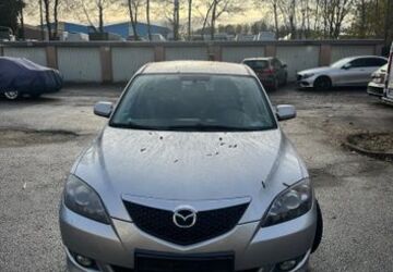 Mazda 3 136.000 km 2.600 &euro; Essen 45144