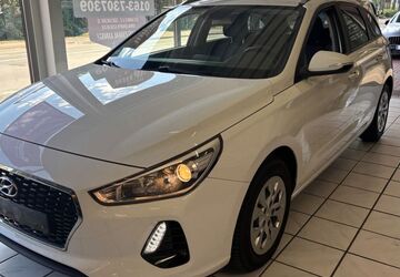 Hyundai i30 60.000 km 12.250 &euro; Essen - Karnap 45329