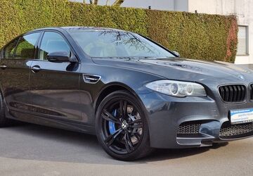 BMW M5 133.000 km 31.900 &euro; Essen 45356