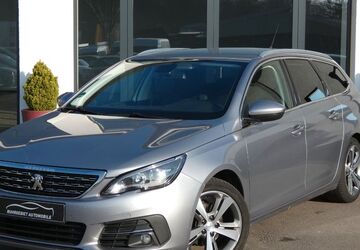 Peugeot 308 140.127 km 8.990 &euro; Bochum 44807