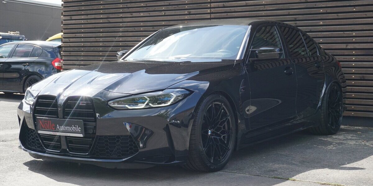BMW M3 x-Drive Competit Akrapo M-Schale KW Garantie 33.263 km 79.900 &euro; Wuppertal 42327