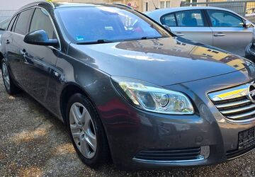 Opel Insignia 217.000 km 5.500 &euro; Essen 45144