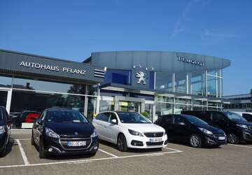 Peugeot 3008 39.251 km 28.690 &euro; Bochum 44801