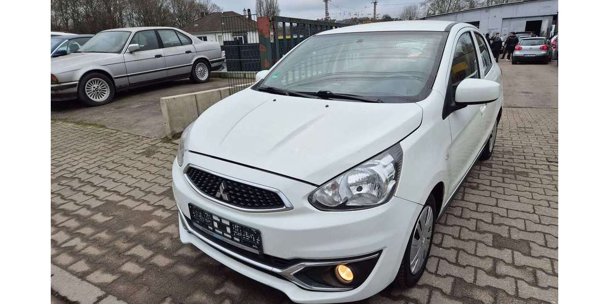 Mitsubishi Space Star 93.091 km 5.499 &euro; Bottrop 46242