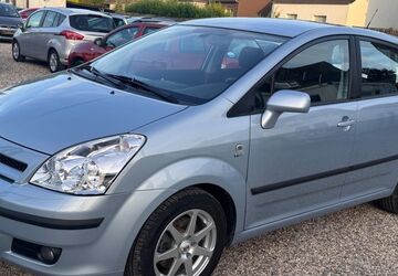 Toyota Corolla Verso 111.000 km 5.499 &euro; Essen 45355