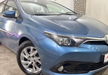 Toyota Auris 47.236 km 14.971 &euro; Witten -NRW 58452