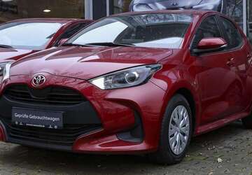 Toyota Yaris 25.080 km 11.489 &euro; Gelsenkirchen 45894