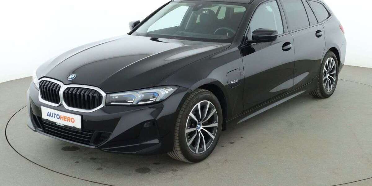 BMW 330 59.507 km 32.660 &euro; Essen 45141