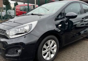 Kia Rio 175.000 km 5.300 &euro; essen 45359