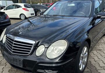Mercedes-Benz E 320 228.989 km 3.990 &euro; Essen 45356