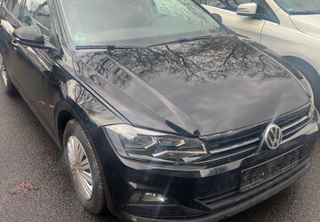 VW Polo 114.000 km 9.999 &euro; Recklinghausen 45663